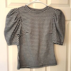 Houndstooth Puff Sleeve Top